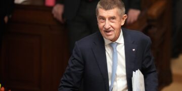 Parlamenti çek refuzon heqjen e imunitetit të kryeministrit Babiš për çështjen e fondeve të BE-së