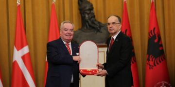 Begaj takohet me Fra’ John T. Dunlap: Shqipëria dhe Urdhri i Maltës zgjerojnë bashkëpunimin