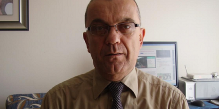 Dash, shkallmoje pocaqinë