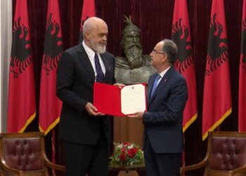 Propozimi i Ramës, Presidenti dekreton 7 ndryshimet në qeveri