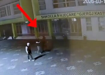 Grabitën pajisjet e shkollës në Lezhë: Arrestohet 22-vjeçari, të përfshirë edhe tre nxënës