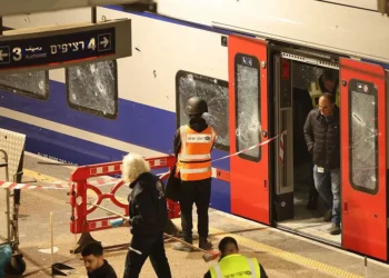 Irani hakmerret për vrasjen e Larijanit, sulmon Tel Avivin me koka bërthamore thërrmuese