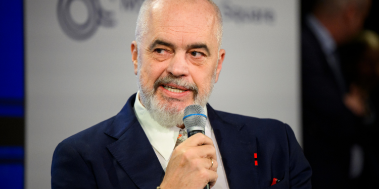 Instalohet sistemi Real-Time PCR në Qendrën e Transfuzionit të Gjakut, Rama: Hap i rëndësishëm për shëndetësinë