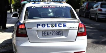 Shqiptari i vjedh 11 mijë euro shokut të dhomës në Kretë/ Si “inskenoi” grabitjen për të shpëtuar, ja çfarë e “tradhtoi”