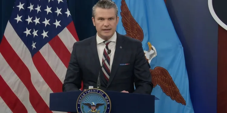 Hegseth: Kemi vrarë njeriun që organizoi atentatin ndaj Trump! Sulmet në Iran do përshpejtohen