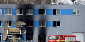 Zjarr misterioz në fabrikën e armëve në Çeki: sabotim apo sulm i fshehtë?