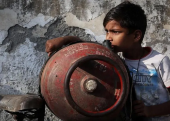 Jeta e përditshme në Azi po tronditet nga kriza e karburantit si pasojë e luftës me Iranin