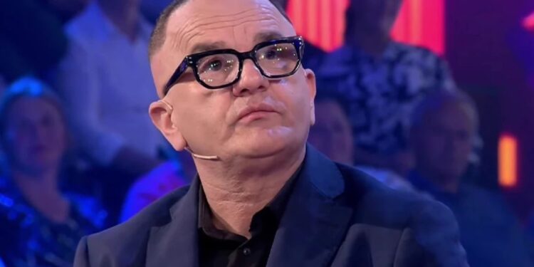 “Kur unë isha i famshëm, Rogerti luante bixhoz”, Artan Kola: Gruan e gjeta të traumatizuar!