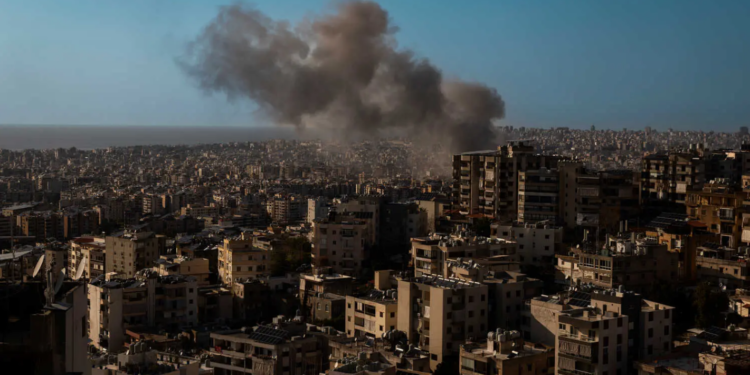 Irani sulmon bazat amerikane në të gjithë Lindjen e Mesme, goditet edhe Flota e Pestë