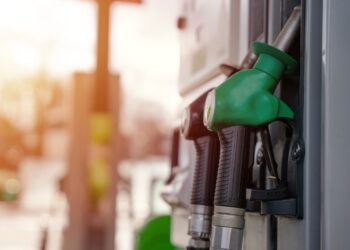 Kriza e naftës, Japonia dhe Gjermania hapin rezervat e emergjencës