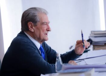 Çmimi i karburanteve, Berisha: Kërkojmë përgjysmimin e taksës së qarkullimit dhe lëvizjen e akcizës