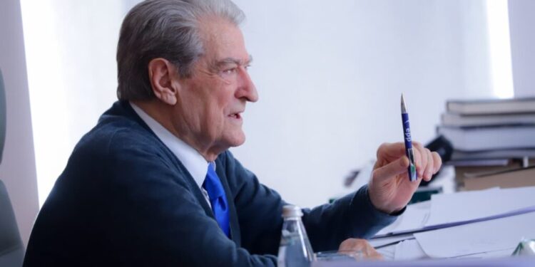 Çmimi i karburanteve, Berisha: Kërkojmë përgjysmimin e taksës së qarkullimit dhe lëvizjen e akcizës