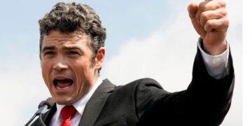 Pasi dha dorëheqjen, shefi i Antiterrorizmit të SHBA-ve: Trembem nga hakmarrja, por s’pendohem