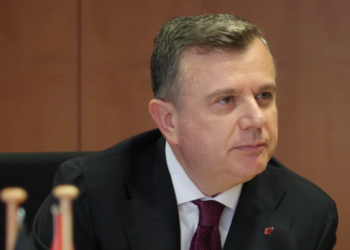 Balla: Mos na qani hallet për afatet! “Shqipëria 2030” mision i Ramës dhe PS
