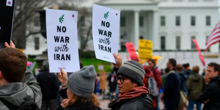 Çmimi i naftës rritet përsëri mbi 100 $, Shtëpia e Bardhë: Planet për bisedimet me Iranin vijojnë