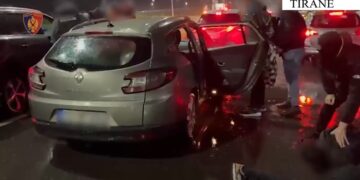 Trafik emigrantësh kundrejt pagesës, në pranga 26-vjeçari turk në Tiranë