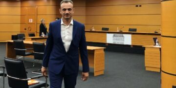 KPA shkarkon nga detyra ish-kryeprokurorin e Vlorës Aurel Zarka
