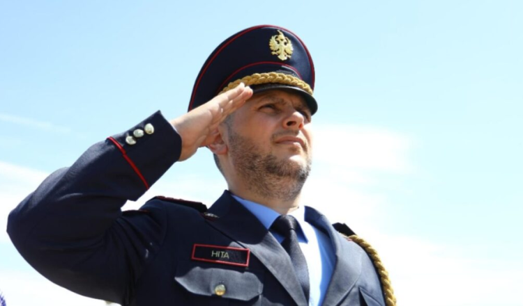 Hita nis lëvizjet në polici, ja ndryshimet e para që firmosi
