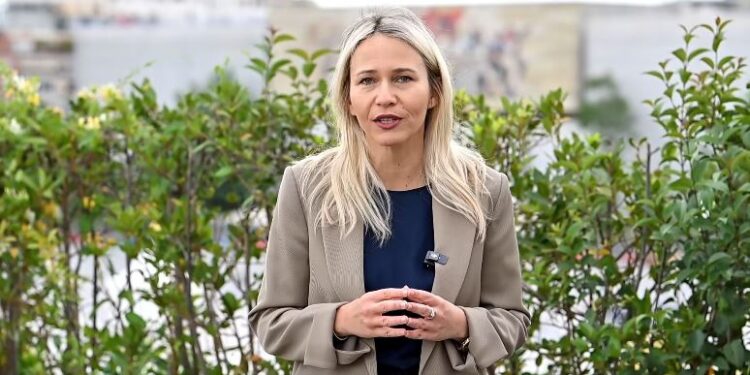 Zjarri në pallatin te Farmacia 10, Ristani: Banorët do të subvencionohen me 40 mijë lekë në muaj nga Bashkia e Tiranës