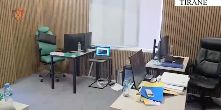 Operacioni “Fasada”/ Goditet një tjetër call center në Tiranë, arrestohen 2 administratorët