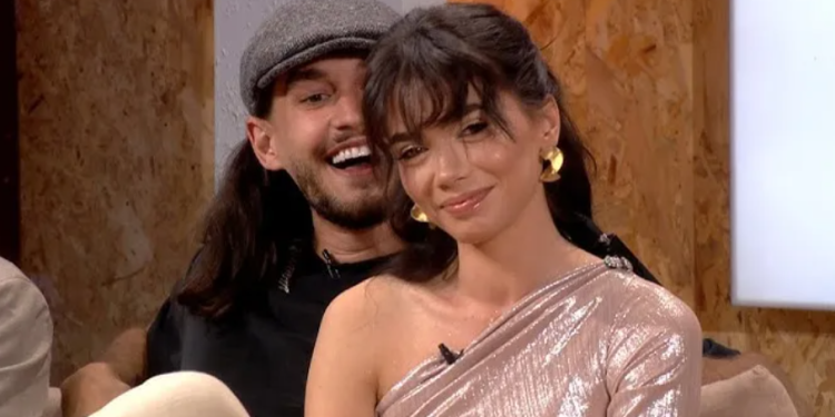 Fabjola thyen “rregullin e familjes”, shfaqet sërish në momente intime me Adionin