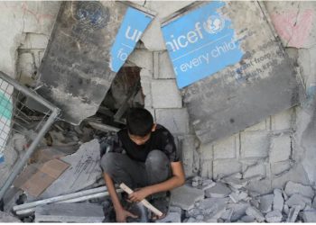 UNICEF i tronditur: Izraeli vrau shoferët e kamionëve që shpërndanin ujë në Gaza