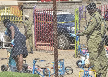 Vrau me thikë 3 djem dhe 1 vajzë në një qendër kujdesi për fëmijë, gjykata dënon me vdekje autorin në Ugandë