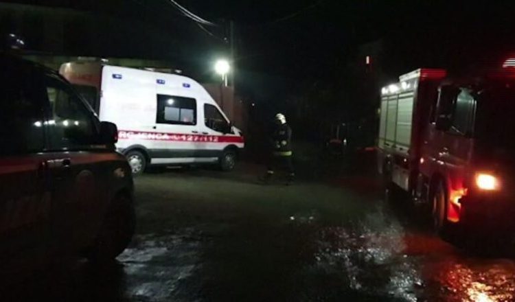 Aksident tragjik në Kavajë, humb jetën këmbësori