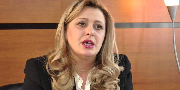 Bici, dy orë në SPAK për vilën e Agasit! Zgjerohen hetimet pas skandalit të AKSHI-t