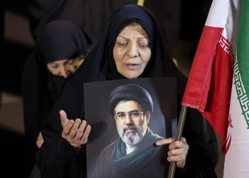 The Times: Mojtaba Khamenei është pa ndjenja, në gjendje kritike për jetën