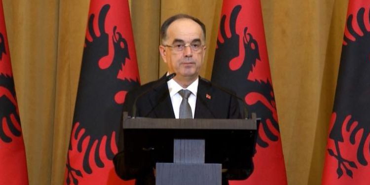 Tragjedia në Durrës, Begaj: I tronditur për aksidentin e tmerrshëm, institucionet përgjegjëse të marrin masat!