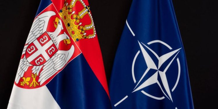 NATO dhe Serbia stërvitje të përbashkët, 600 ushtarë nisin manovrat në Bujanoc, qëllimi ruajtja e paqes në rajon