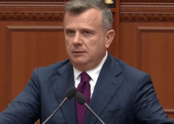 Pas tragjedisë në Durrës, Taulant Balla: ‘Të fortët’ e lagjeve s’kanë pse të kenë patentë! Duhen ndryshime urgjente në Kodin Penal