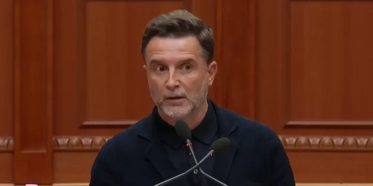 Salla i shmanget sërish Braçes, deputeti ‘shpërthen’ në akuza: Mungesa e tij fsheh paaftësi epike