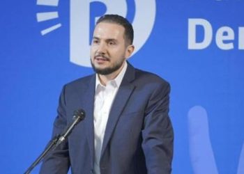 “E votuan 70-vjeçarët”, Salianji për “zgjedhjen” e Berishës: Fishekzjarret te selia i hodhi Rama