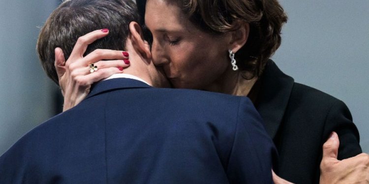 Ka vetëm një kusht për tu bërë president i Francës: Të tradhtosh gruan!