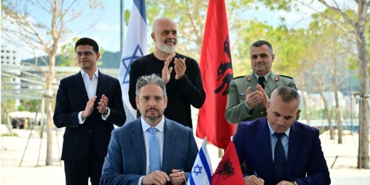 Erdogan nis luftën me Edi Ramën; xhindoset nga instalimi i kolosit ushtarak izraelit në Tiranë