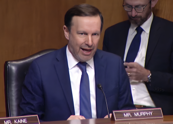 Senatori amerikan ngre alarmin: Familja Trump po pasurohet në Ballkan, konsulentët e tij miliona nga opozita shqiptare