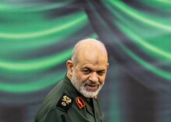 Kush është Ahmad Vahidi, gjenerali i kërkuar nga Interpol që ka në dorë negociatat SHBA-Iran?