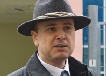 ‘Dhëndrrushi’ i Berishës, vegla e Edi Ramës për t’ia sulur kritikëve