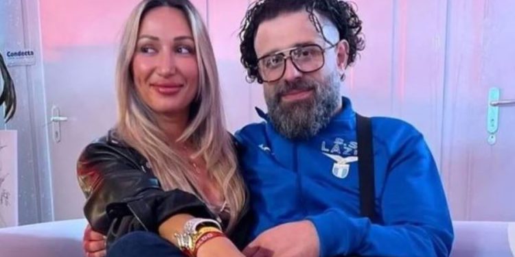 Gruaja Mc Kreshës mesazh Rozana Radit pas përballjes së tyre në emision