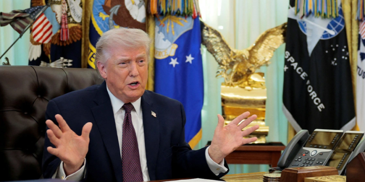 Trump nënshkruan strategjinë e re kundër terrorizmit, fokus te kartelet dhe kërcënimet në Hemisferën Perëndimore