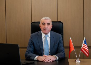 Bleu mandatin te Shkëlzeni për 500 mijë euro, deputeti sheik i PD-së Ramadan Likaj pritet të kalojë në krahun e PS-së