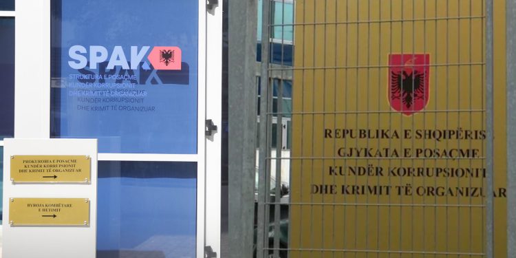 Grupi i Kamberit e Kastratit pastronin paratë në Shqipëri, ja lista e 23 pasuri të sekuestruara nga veriu në jug në pronësi të familjarëve