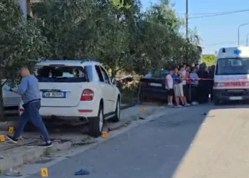 FOTO/ Identifikohet shoferi i cili përplasi për vdekje dy të miturit në Durrës