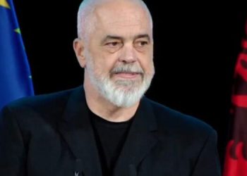 “Citim i shtrembëruar”, Rama reagon pas deklaratës së Hoxhës: Protokolli me Italinë është këtu për të qëndruar