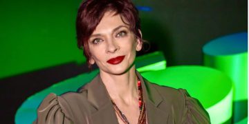 “Pres të më marrë ende në telefon…”, Ema Andrea trondit me rrëfimin për binjakun e saj