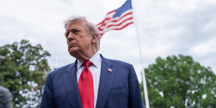 Trump niset drejt Kinës, kërcënon Iranin dhe sulmon gazetarët gjatë deklaratave në Shtëpinë e Bardhë