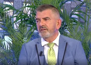 “Iku dhe nuk u kthye më!” Avokati Vishaj rrëfen betejën me sëmundjen e rëndë dhe braktisjen nga gruaja