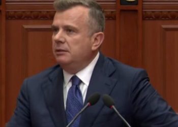 Protesta për Zvërnecin, Balla publikon pamjet, tregon numrin e vërtetë të pjesëmarrësve